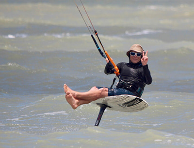 BN1 Kitesurfing Learn to Kitesurf